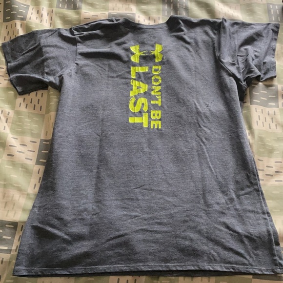 UA Running Shirt - Picture 2 of 2